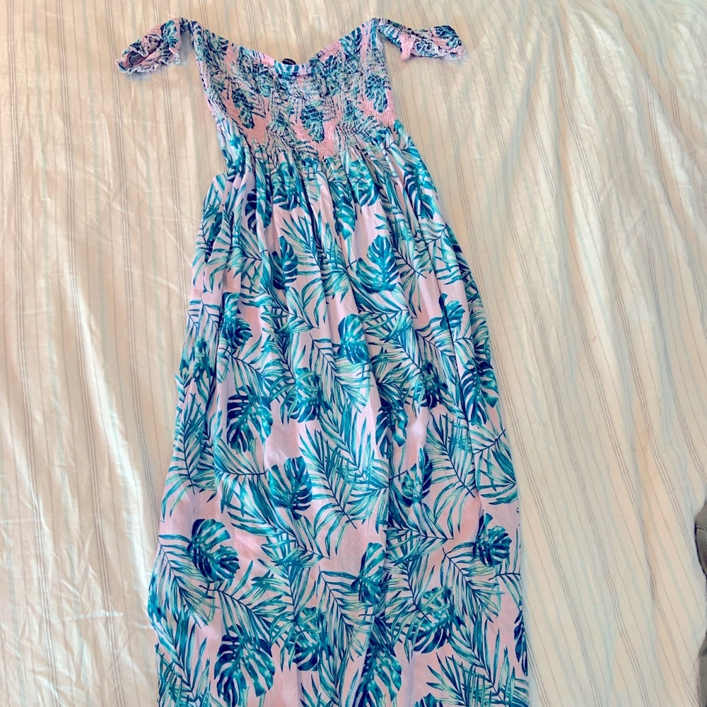 Forever 21 off the shoulder maxi dress